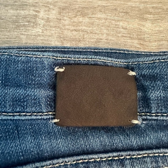 Banana republic, distressed jeans, size 12 - Picture 10 of 11